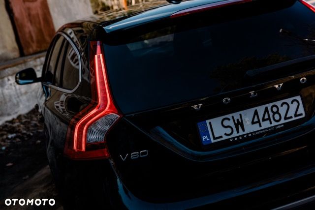 Volvo V60 D3 Geartronic R-Design - 7