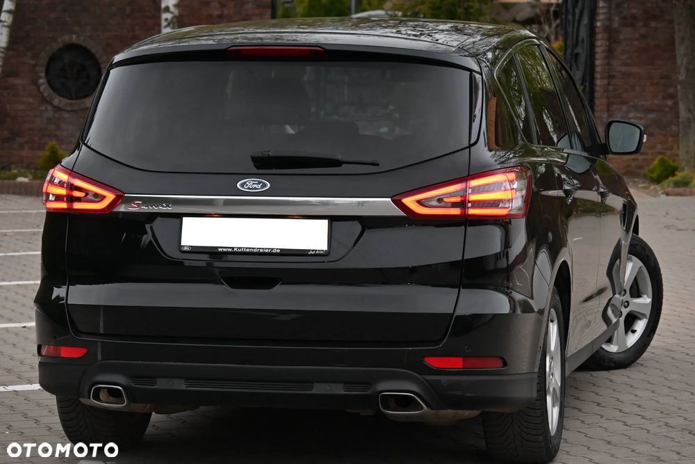 Ford S-Max 2.0 TDCi 4WD Titanium PowerShift - 16