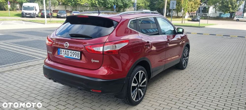 Nissan Qashqai 1.2 DIG-T Xtronic TEKNA - 24