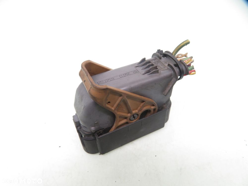 KOSTKA POMPY ABS PEUGEOT PARTNER II 1.6 HDi 0265800650 0265231974 - 1