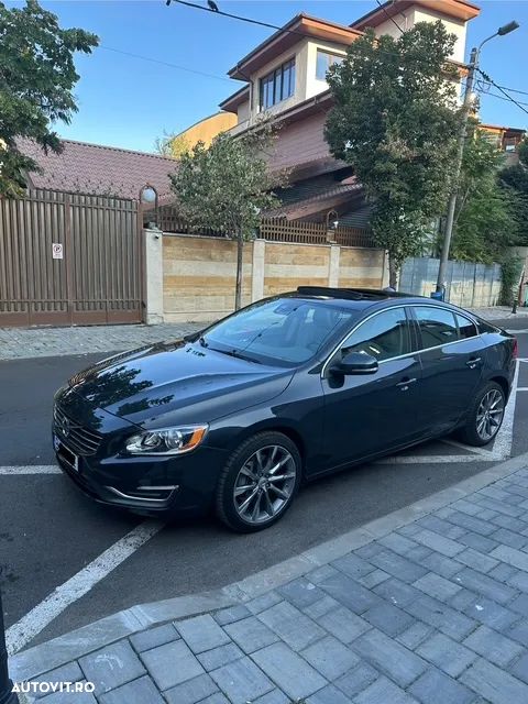 Volvo S60 - 1