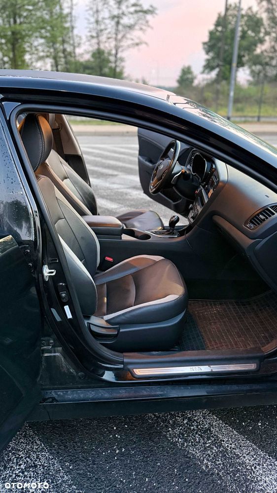 Kia Optima - 10