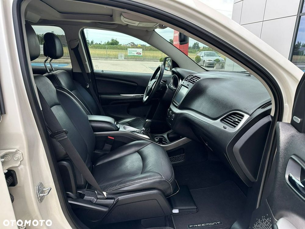 Fiat Freemont 2.0 Multijet Black Code AWD - 16