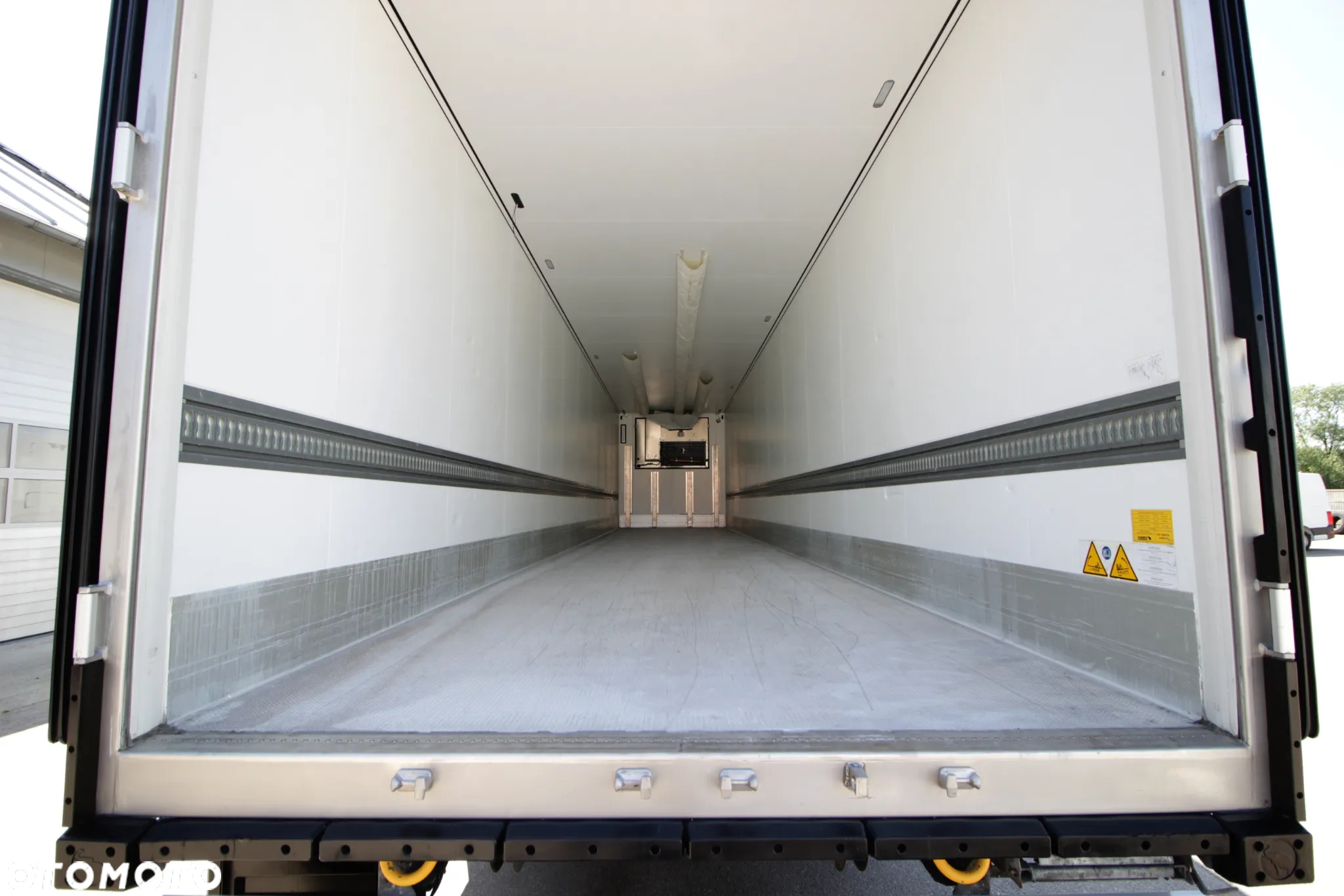 Schmitz Cargobull FP 60 V7 Thermo King SLXi 300 / JAK NOWA / ŚCIANA 7 CM / - 12