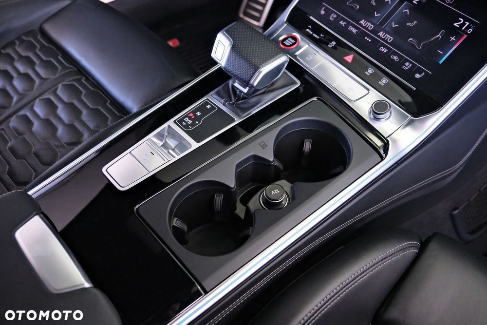 Audi RS6 Avant - 39