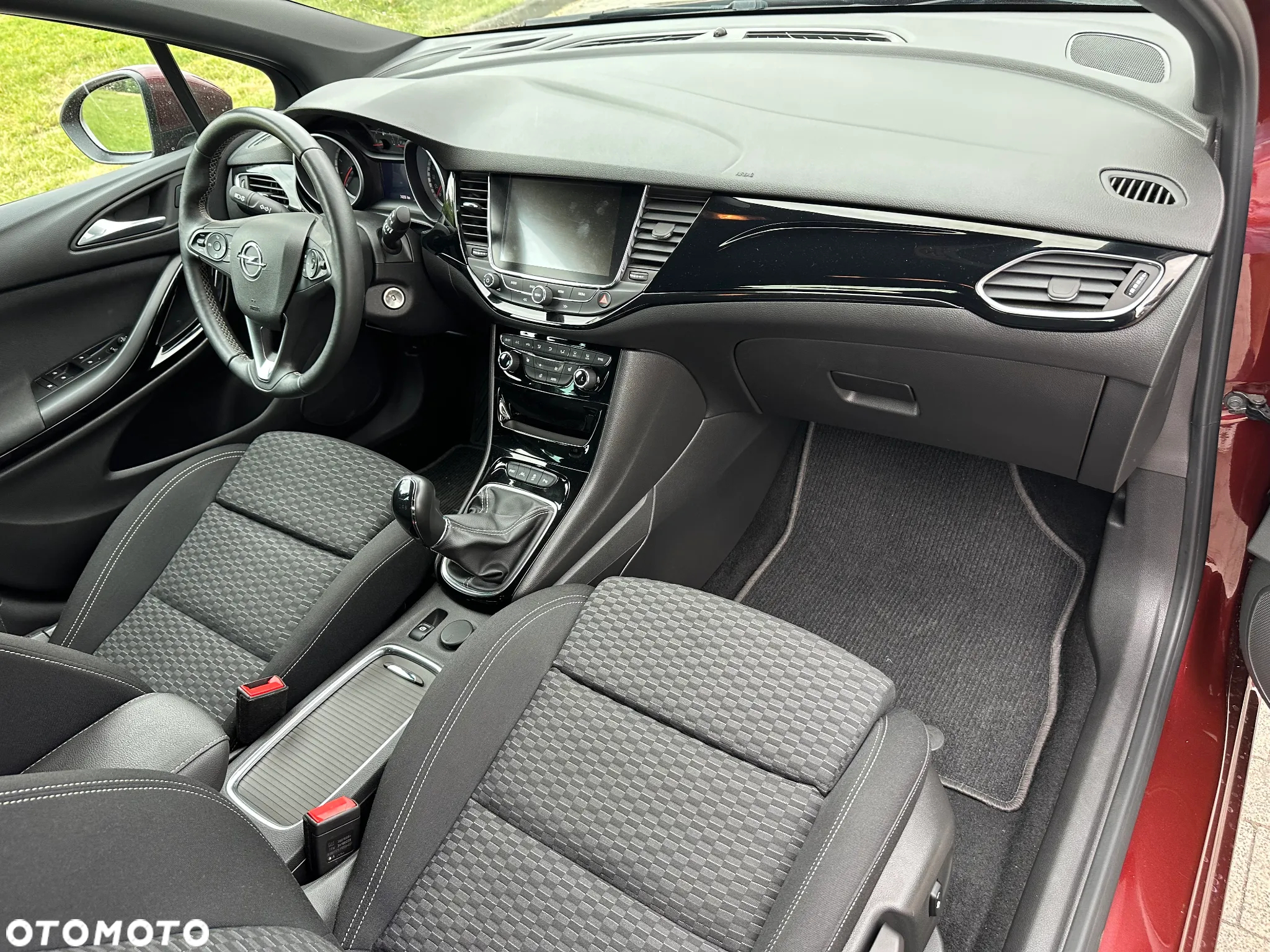Opel Astra 1.4 Turbo 120 Jahre - 7