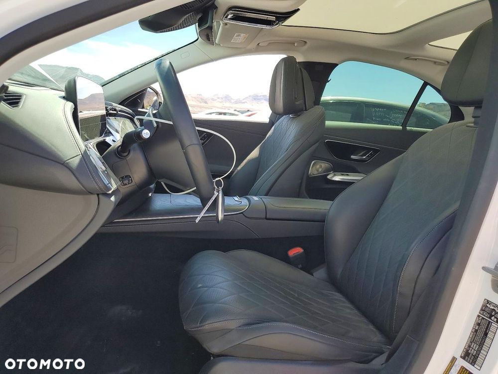 Mercedes-Benz Klasa E - 8