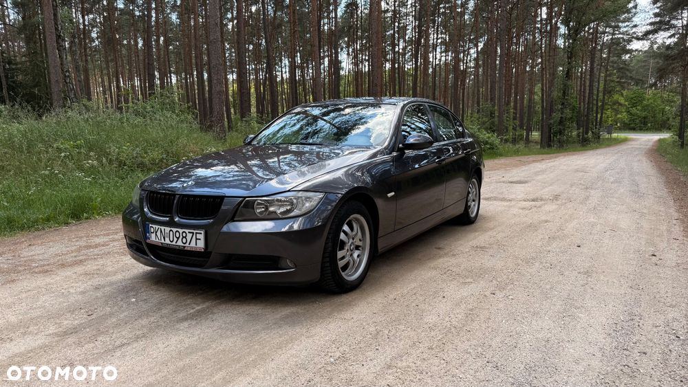 BMW Seria 3 318i - 16