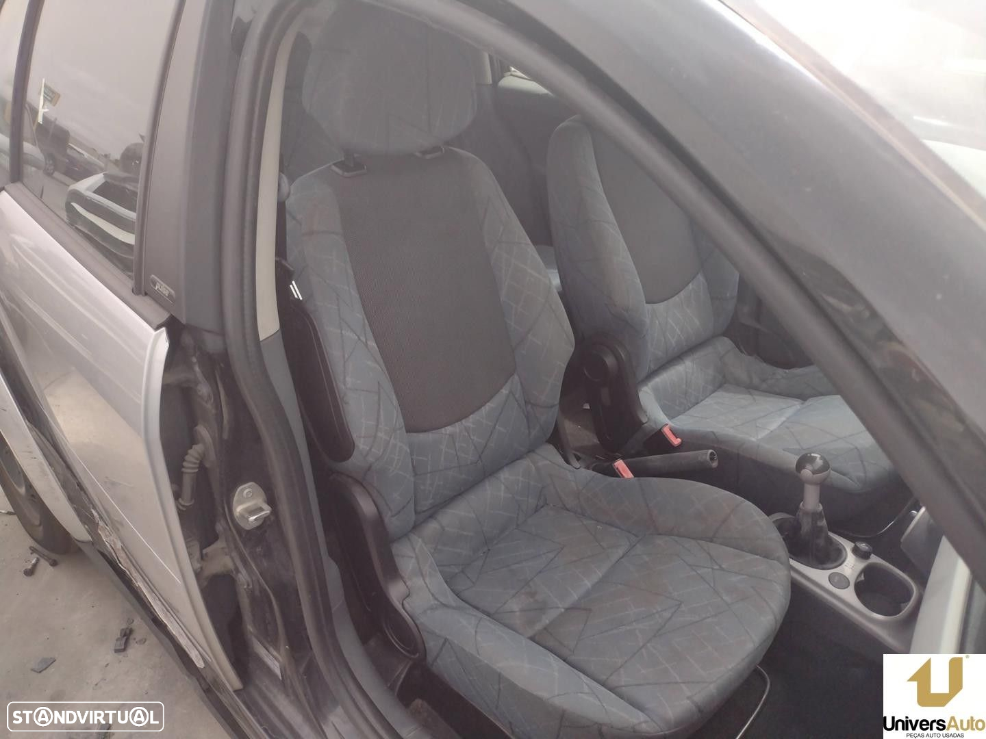 BANCO FRONTAL DIREITO SMART FORFOUR 2004 - - 4