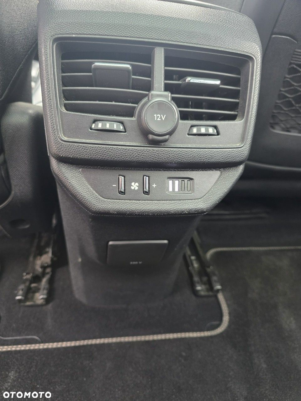 Peugeot 5008 - 37