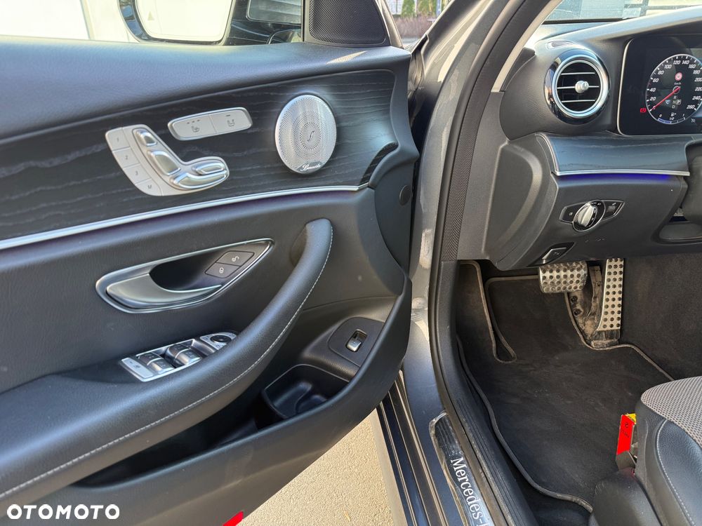 Mercedes-Benz Klasa E 400 d 4-Matic 9G-TRONIC - 10