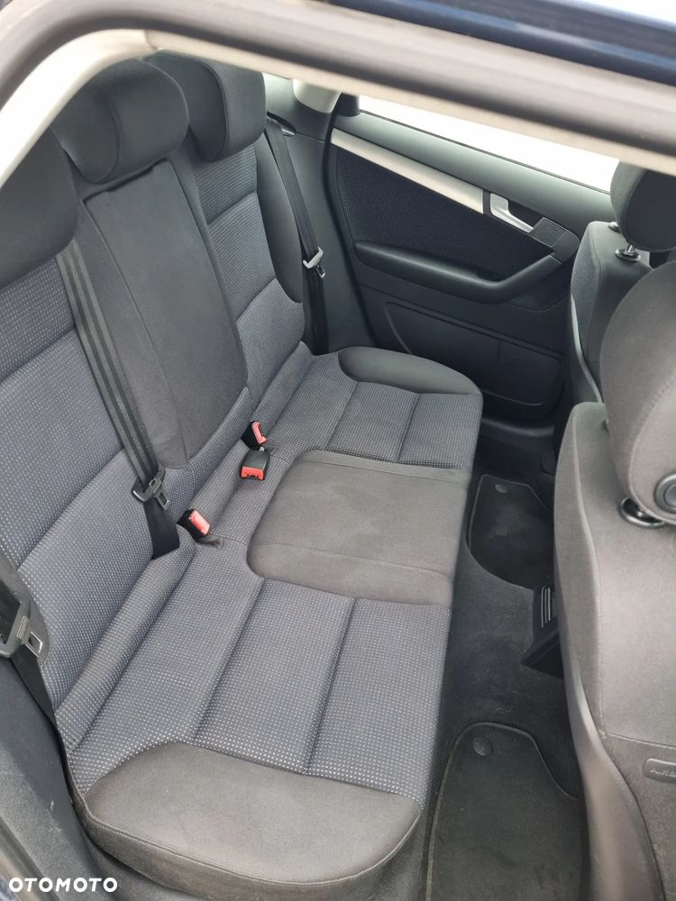 Audi A3 Sportback 1.6 FSI Ambiente - 17