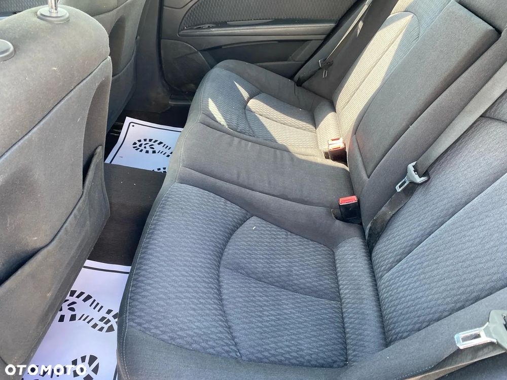 Mercedes-Benz Klasa E 220 CDI Automatik Elegance - 21