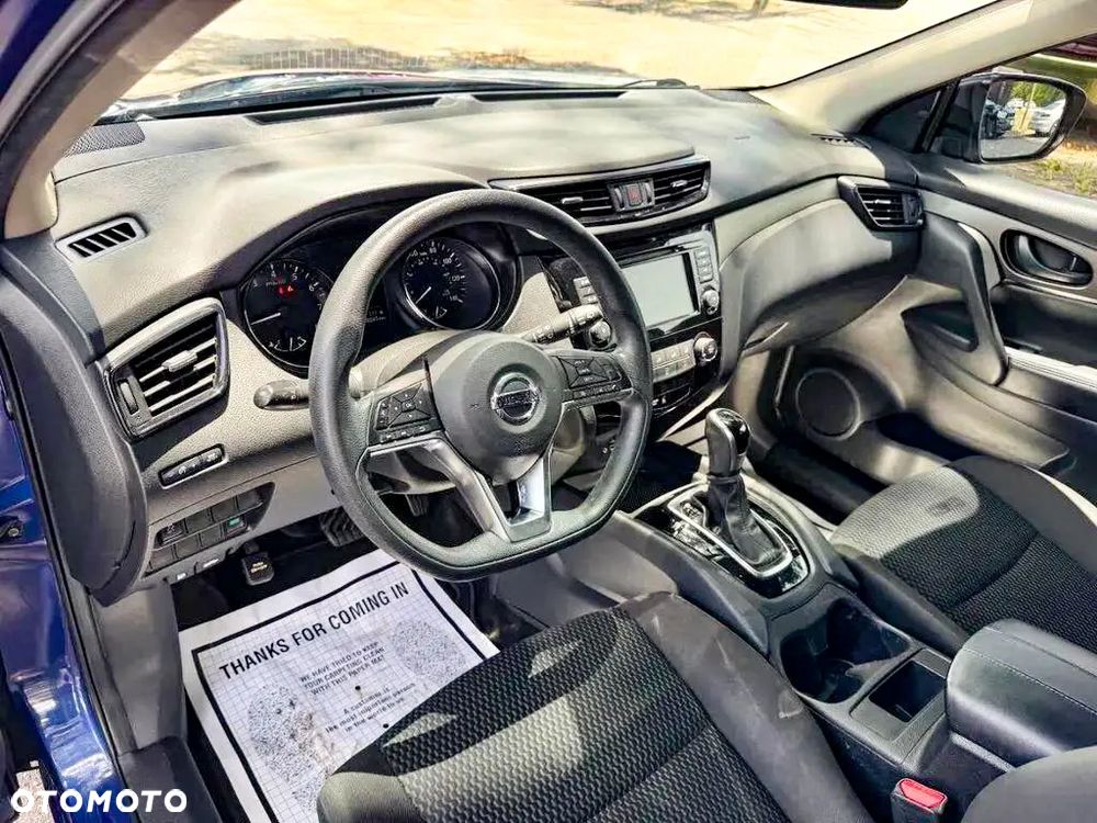Nissan Qashqai - 12