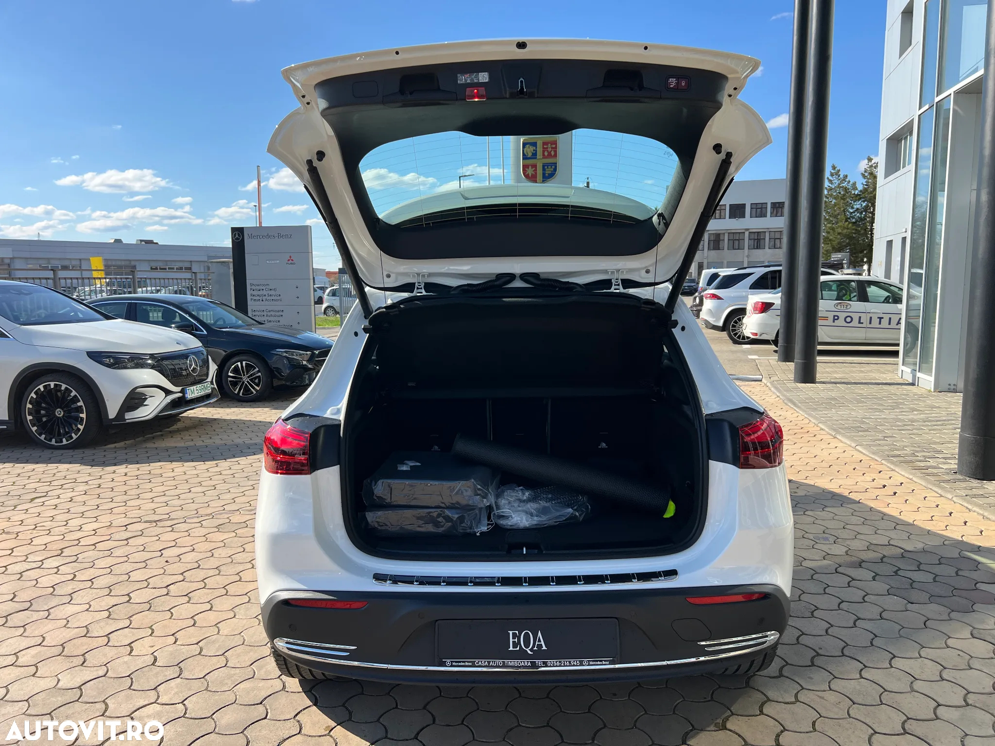Mercedes-Benz EQA 250+ - 14