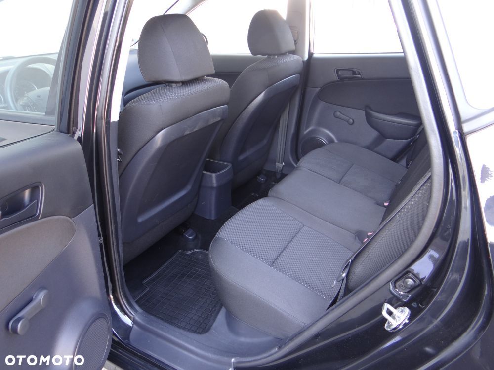 Hyundai i30 1.4 Blue Comfort - 32