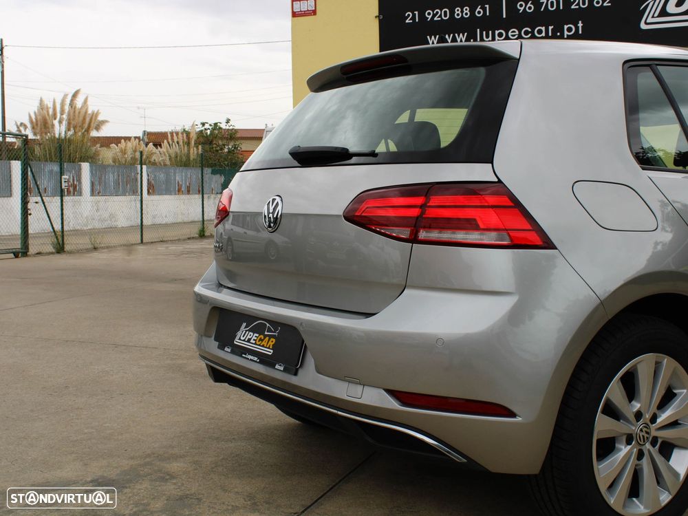 VW Golf 1.6 TDI Confortline - 18