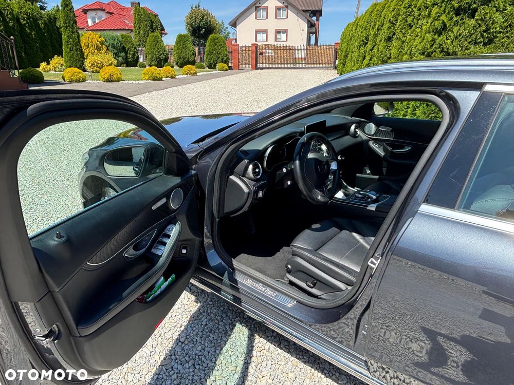 Mercedes-Benz Klasa C 300 de 9G-TRONIC - 8