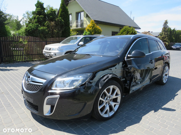 Opel Insignia 2.8 T V6 OPC