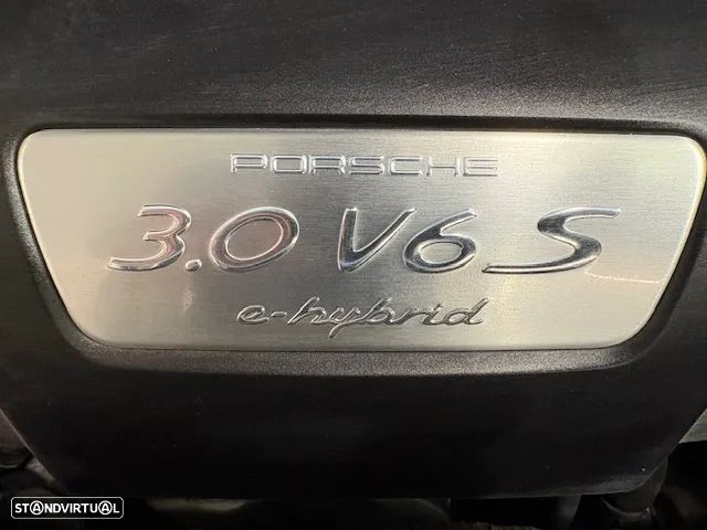 Porsche Cayenne S E-Hybrid Platinum Edition - 45