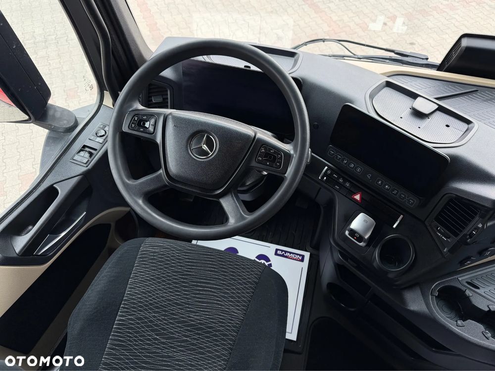 Mercedes-Benz ACTROS 1840 / PRZESTRZENNY 60M3 / 7,75 M / SALON PL - 6