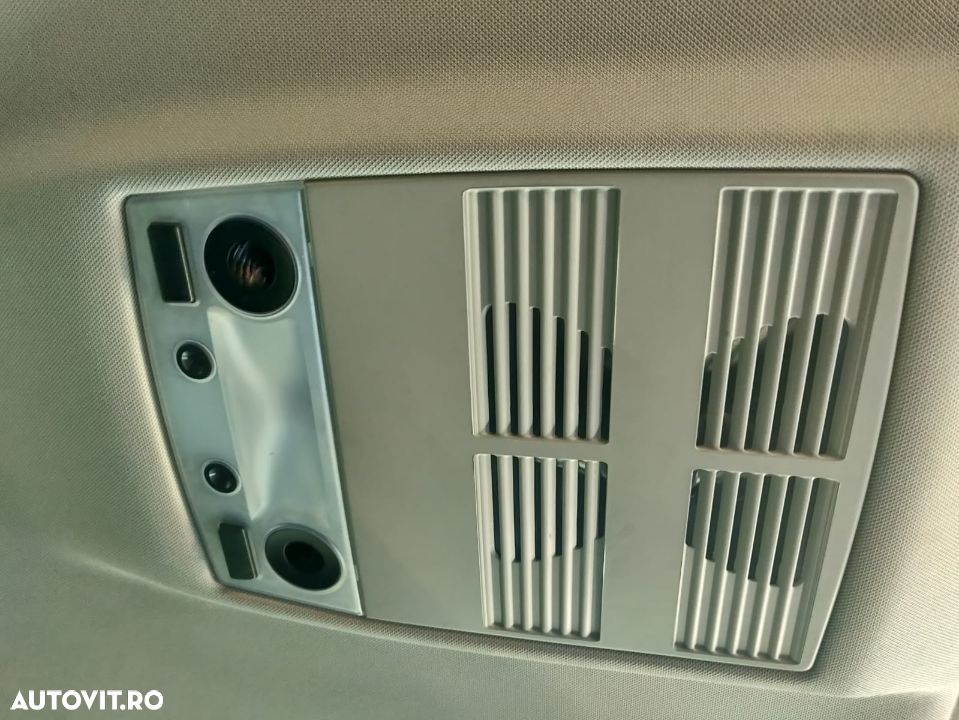 Plafoniera Lumini Spate / Bancheta BMW Seria 5 E60 2003 - 2010 - 1