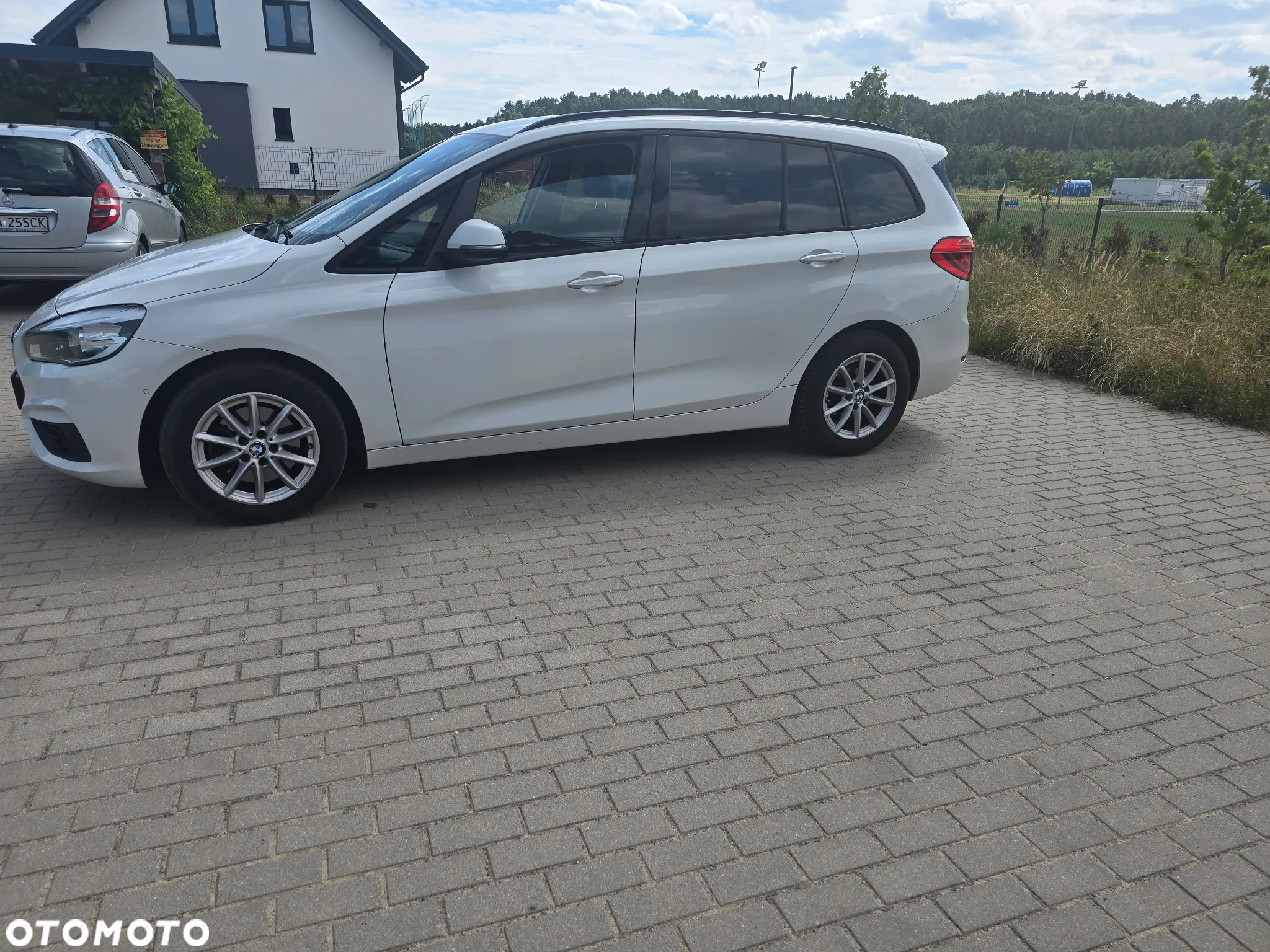 BMW Seria 2 218d GT - 4