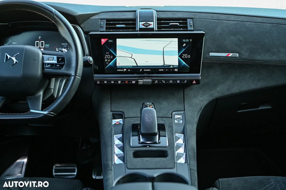 DS Automobiles DS 7 Crossback - 11