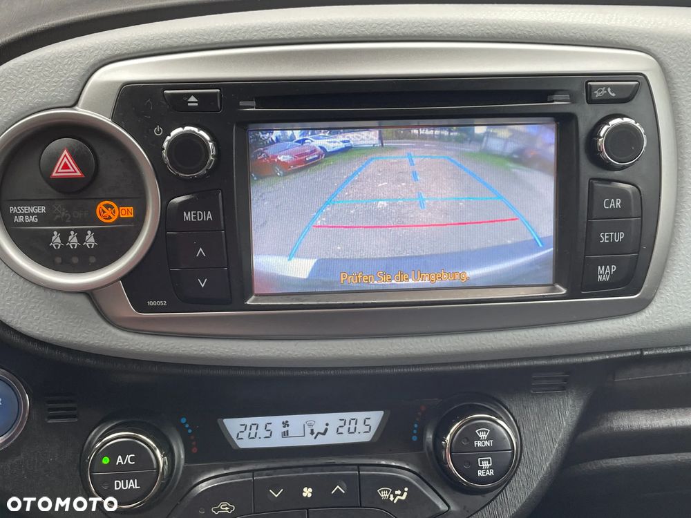Toyota Yaris - 11