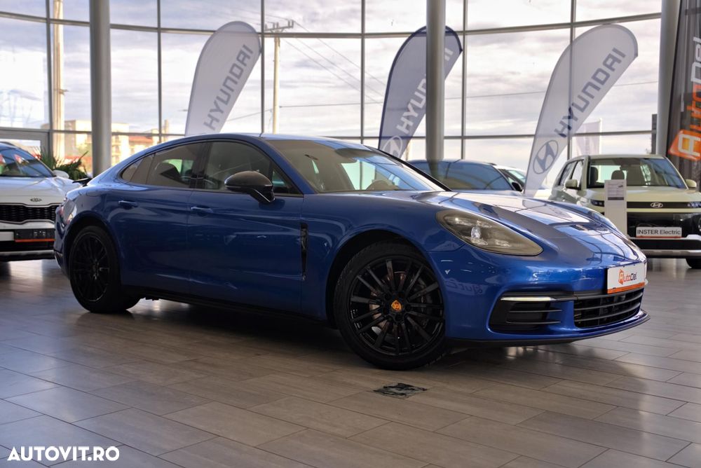 Porsche Panamera 4 - 1