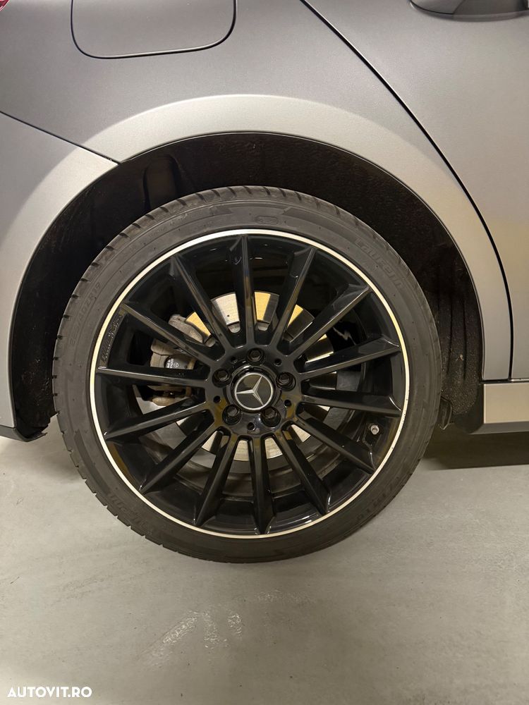 Mercedes-Benz A 250 e 8G-DCT AMG Line - 7