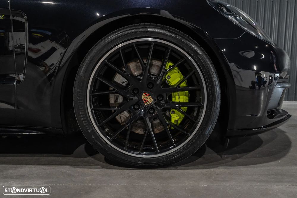 Porsche Panamera 4 E-Hybrid Platinum Edition - 46