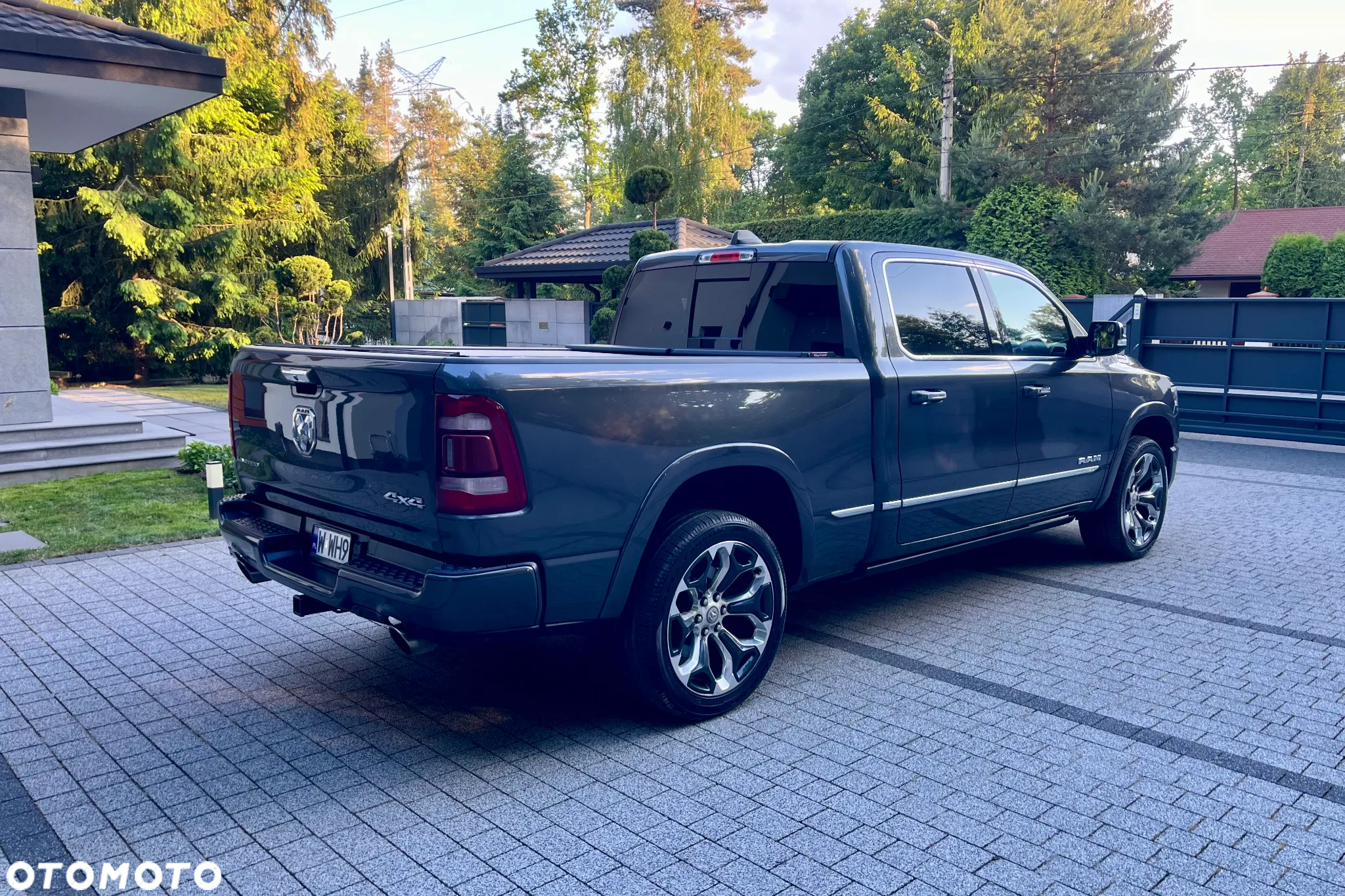 RAM 1500 5.7 Crew Cab Limited - 5