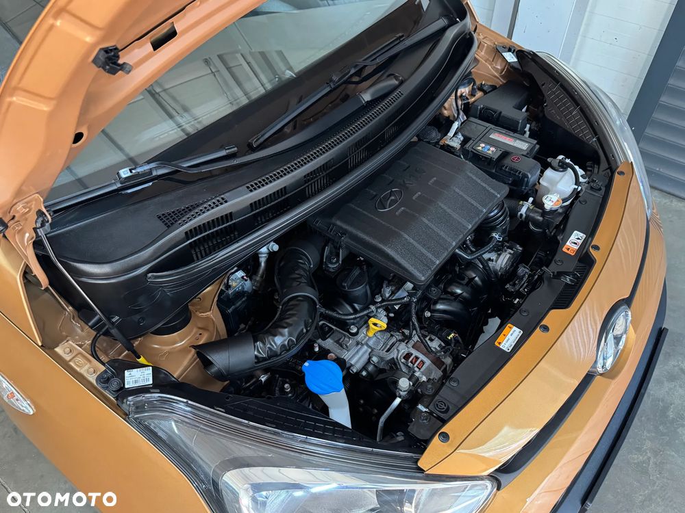 Hyundai i10 - 25