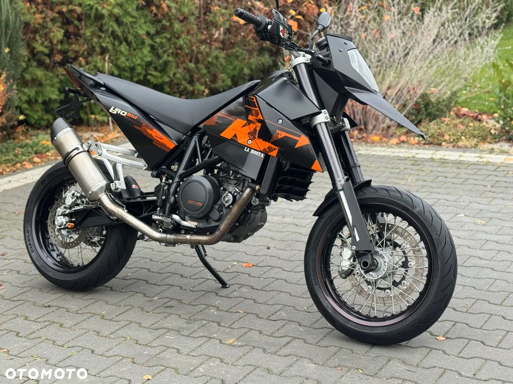 KTM SMC