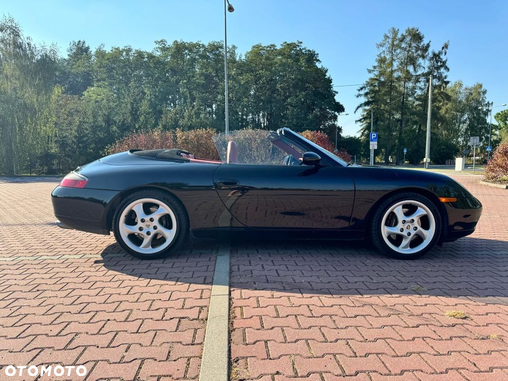 Porsche 911 Carrera Cabrio - 22