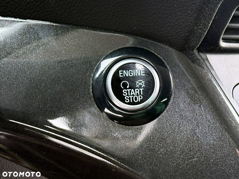 Ford Kuga - 17