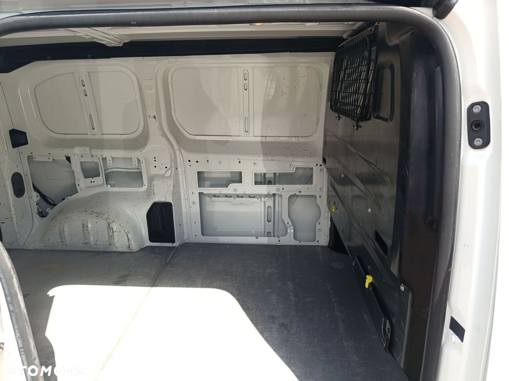 Toyota PROACE - 14