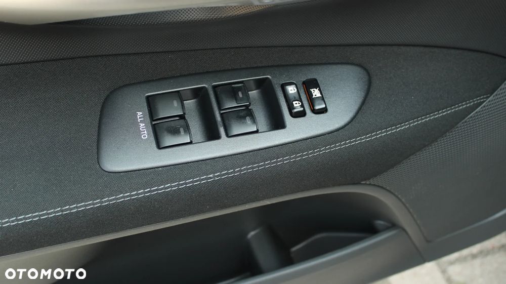 Toyota Auris 1.6 Executive - 37
