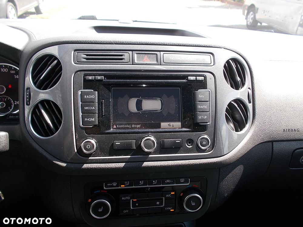 Volkswagen Tiguan - 24