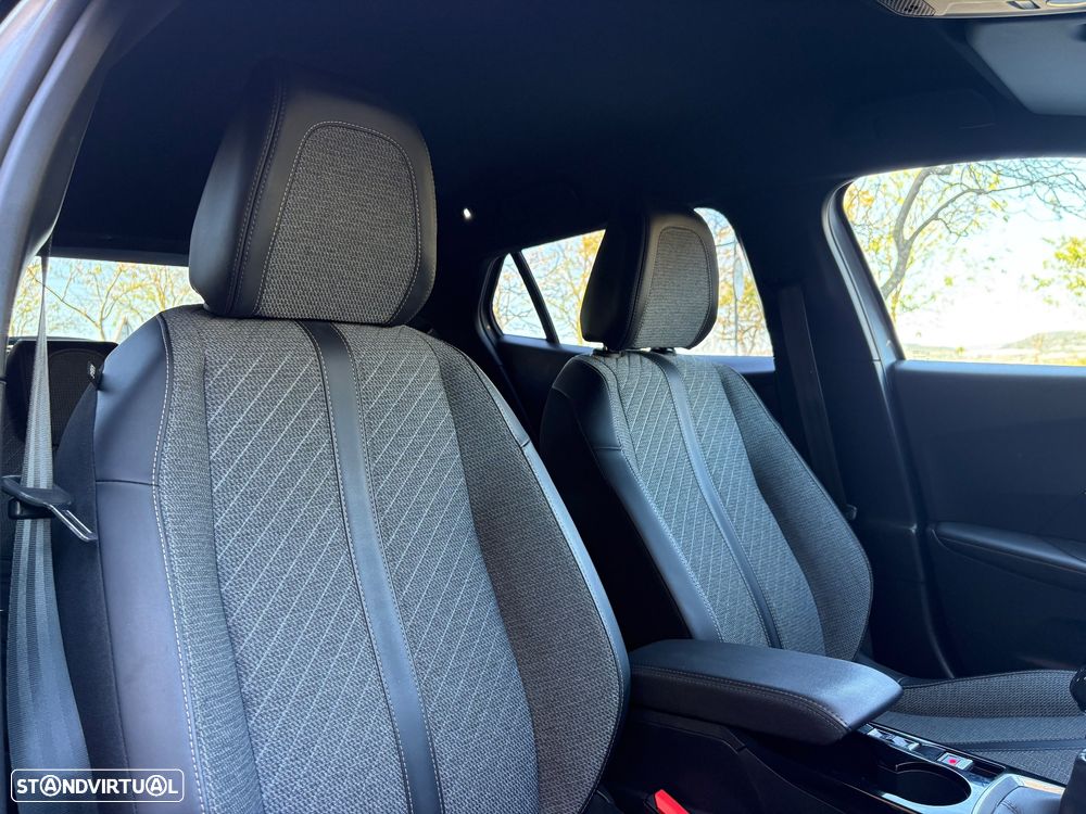 Peugeot 2008 1.2 PureTech Allure Pack - 13