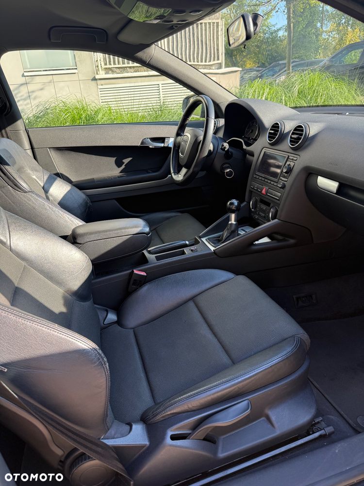 Audi A3 3-drzwiowe 2.0 TDI DPF S Line Sportpaket plus - 35
