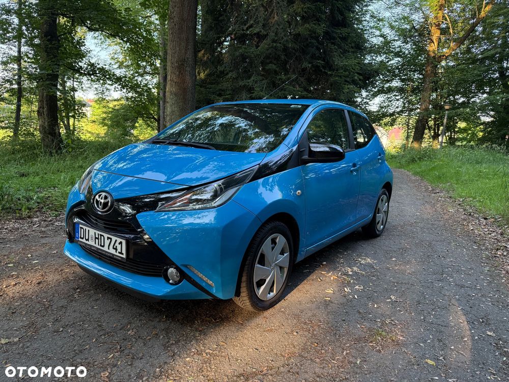 Toyota Aygo x-play touch