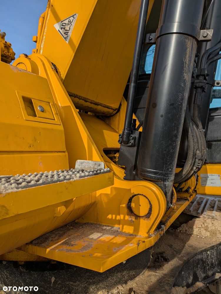 JCB JS370LR T4 - 4