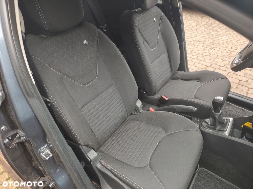 Renault Clio 1.2 16V Limited - 17