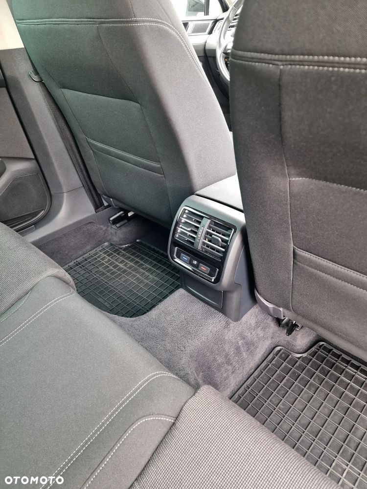 Volkswagen Passat Variant 2.0 TDI BMT Comfortline - 17