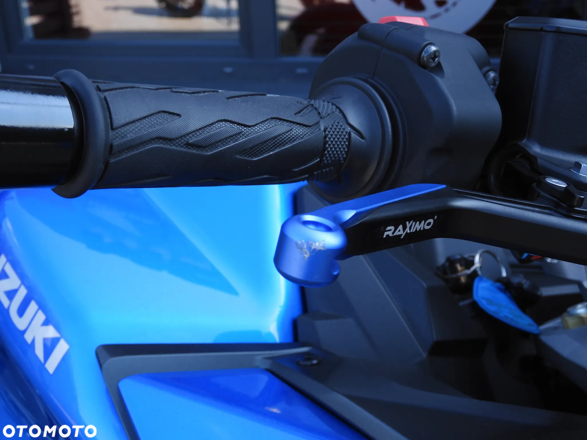 Suzuki GSX 1000 - 13