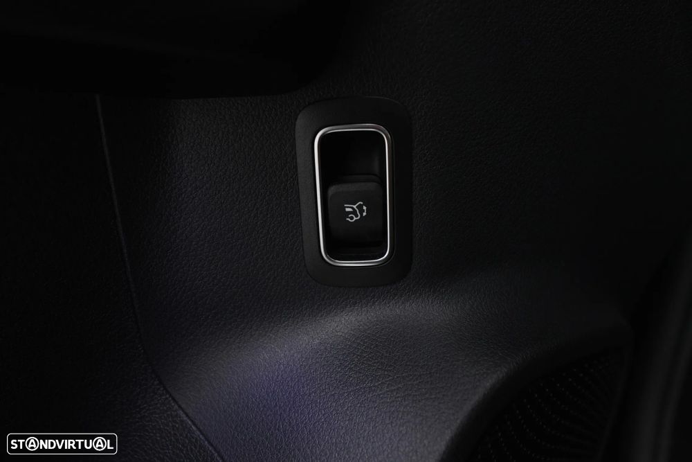 Mercedes-Benz GLB 180 d AMG Line - 32