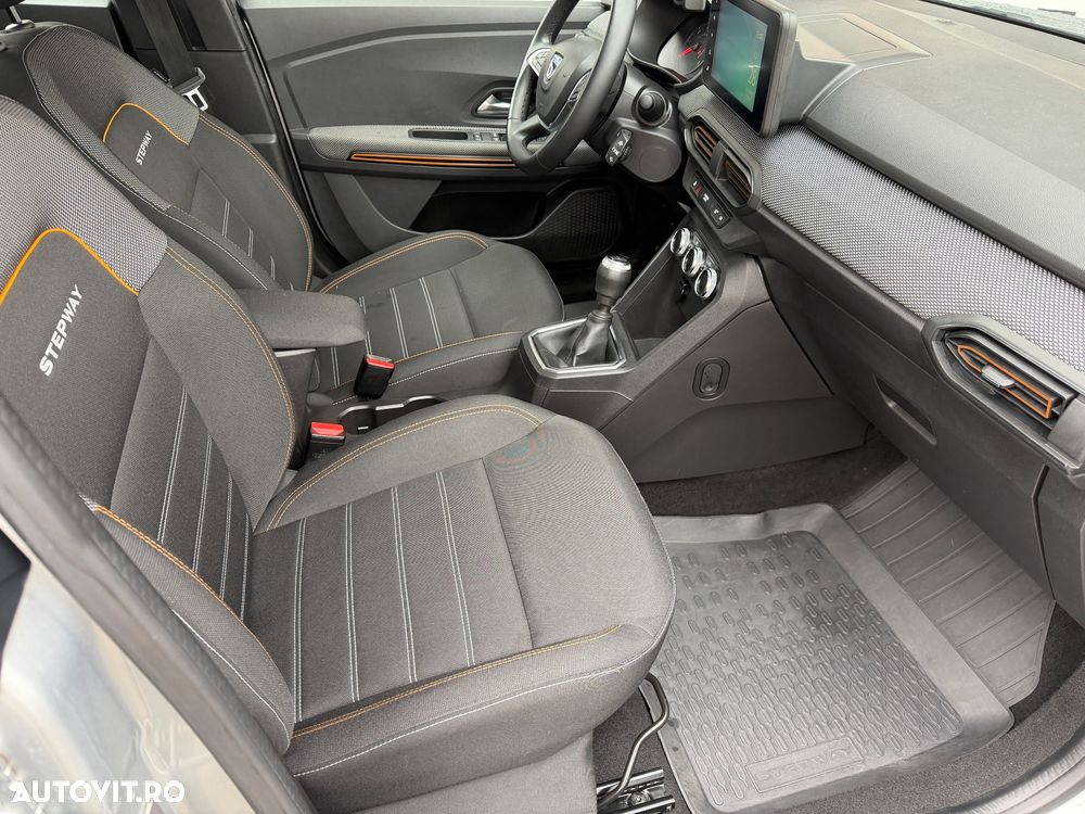 Dacia Sandero Stepway TCe 90 MT6 Comfort - 14
