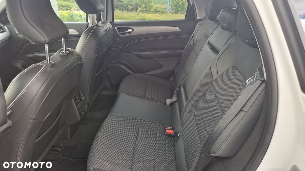Renault Arkana 1.6 E-TECH Techno MMT - 17